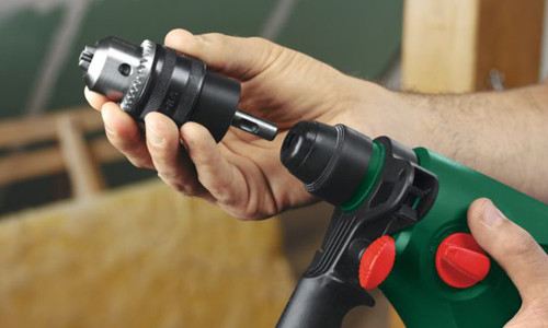 How to Clamp a Drill In a Hammer
