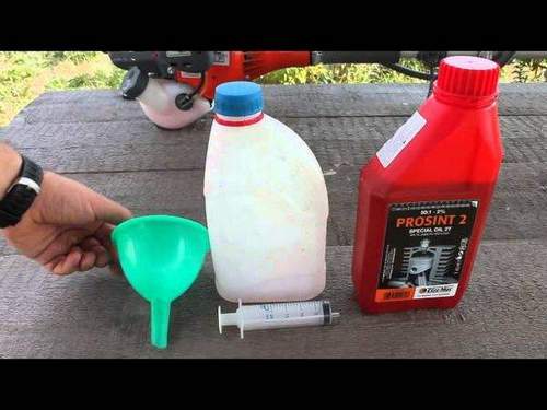 How to Dilute Gasoline With Oil For gas trimmer