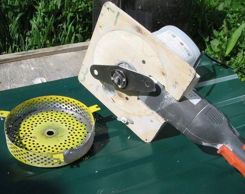How to Make a Grinder From an Angle Grinder