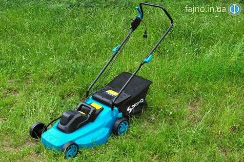 Lawn Mower For Working Near The House