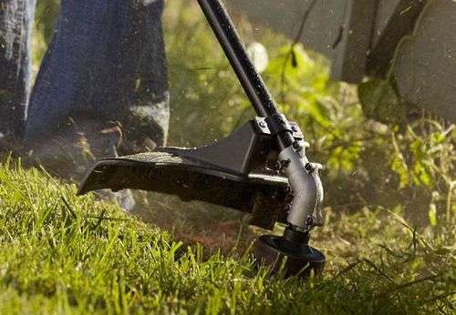 Tackle the line in the homelite trimmer