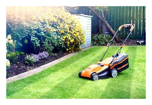 difference, self, propelled, lawn